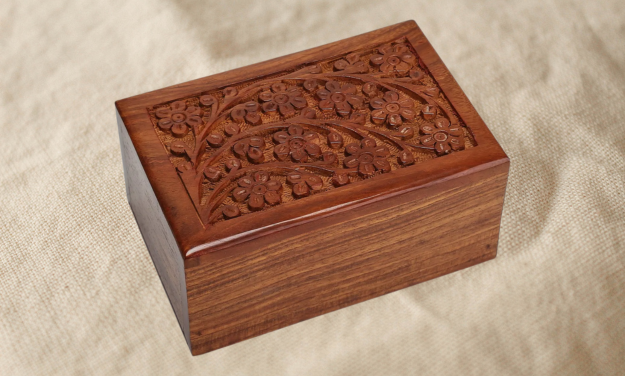 Wood Urns